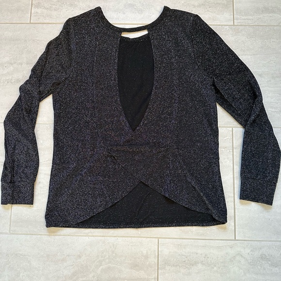 Sparkly Open-back Top - Picture 1 of 4